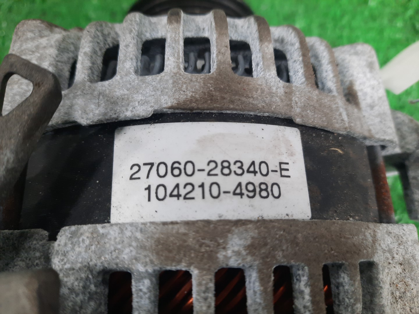 Генератор TOYOTA ESTIMA ACR50W 2AZ-FE 3 ракурс
