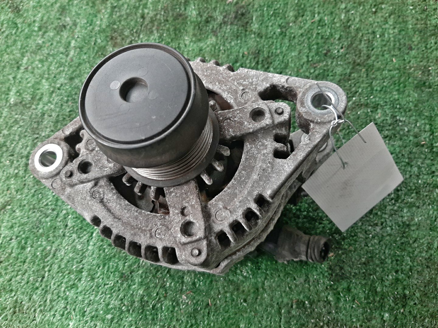 Генератор TOYOTA ESTIMA GSR55W 2GR-FE 27060-31101 2 ракурс