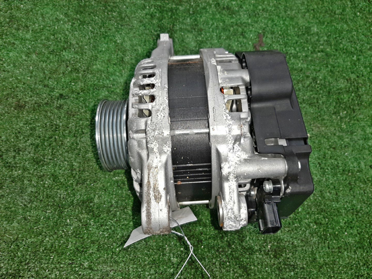 Генератор MAZDA FLAIR CROSSOVER MS52S R06AT 96100-63R23 1 ракурс