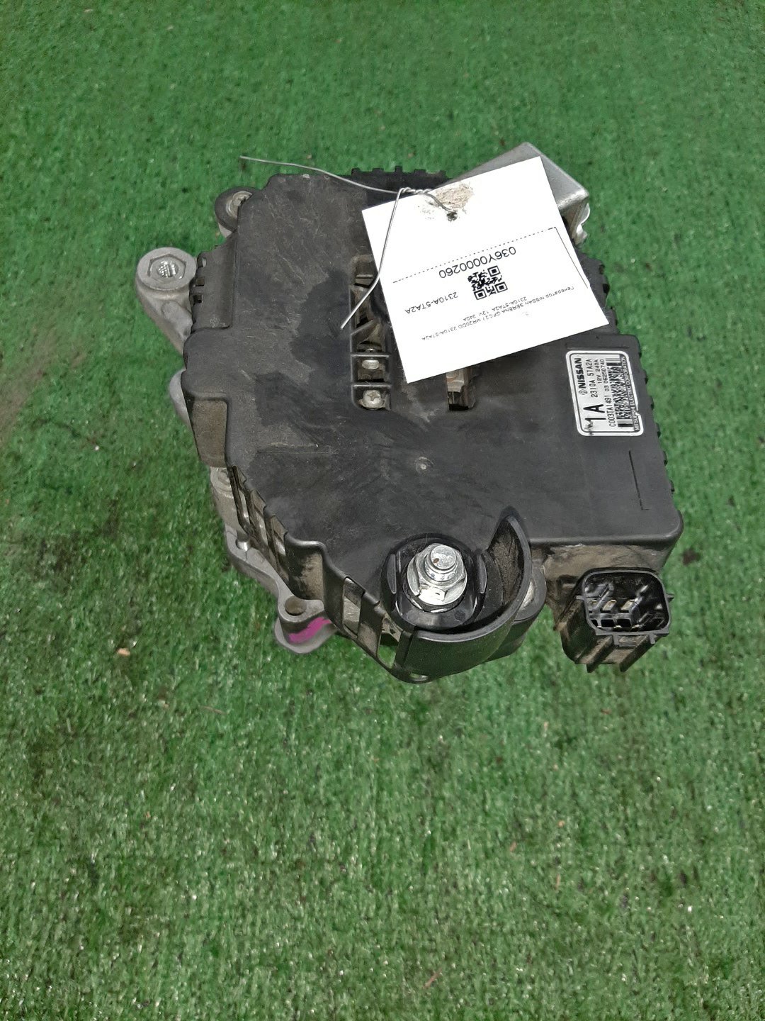 Генератор NISSAN SERENA GFC27 MR20DD 2310A-5TA2A 2 ракурс