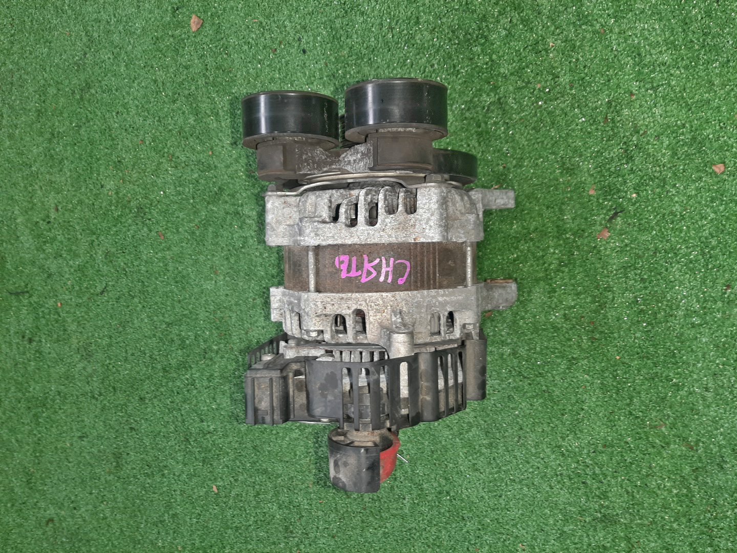 Генератор NISSAN SERENA GFNC27 MR20DD 2310A-5TA2A 2 ракурс