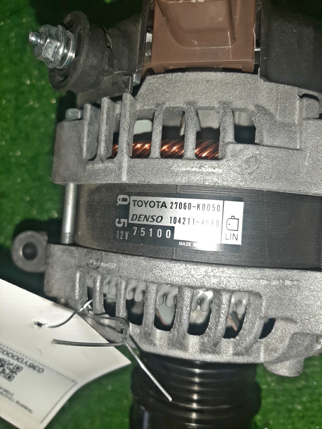 Генератор TOYOTA YARIS MXPA15 M15A-FKS 27060-K0050 3 ракурс
