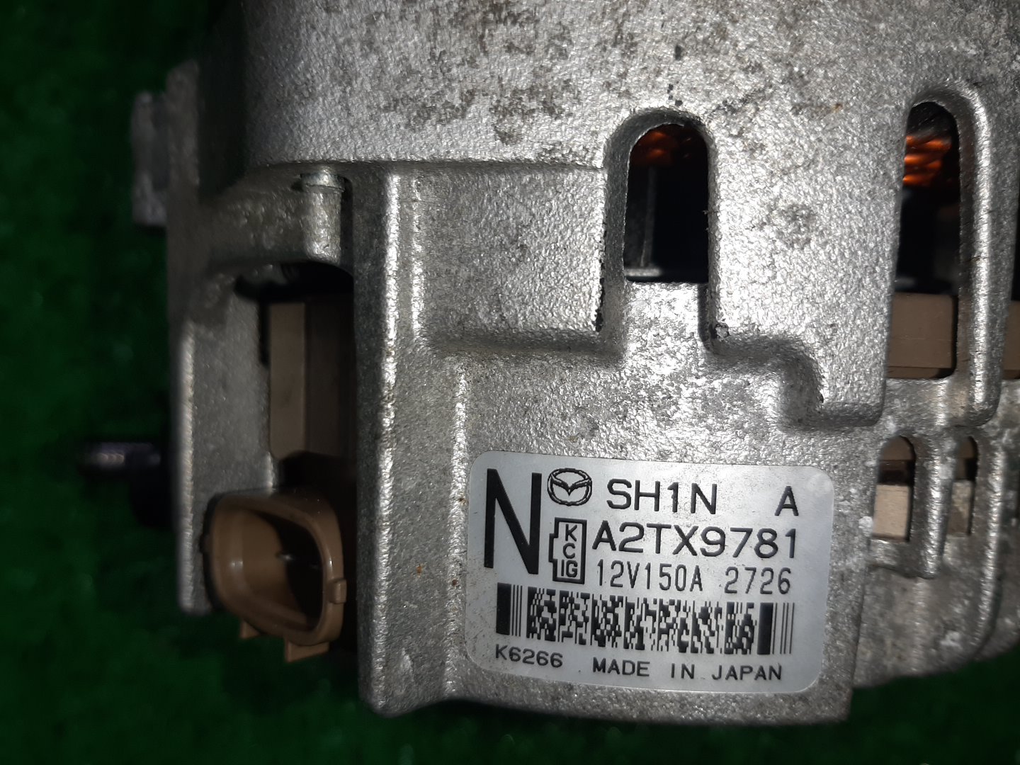 Генератор MAZDA ATENZA GJ2FP SH-VPTR A2TX9781 4 ракурс
