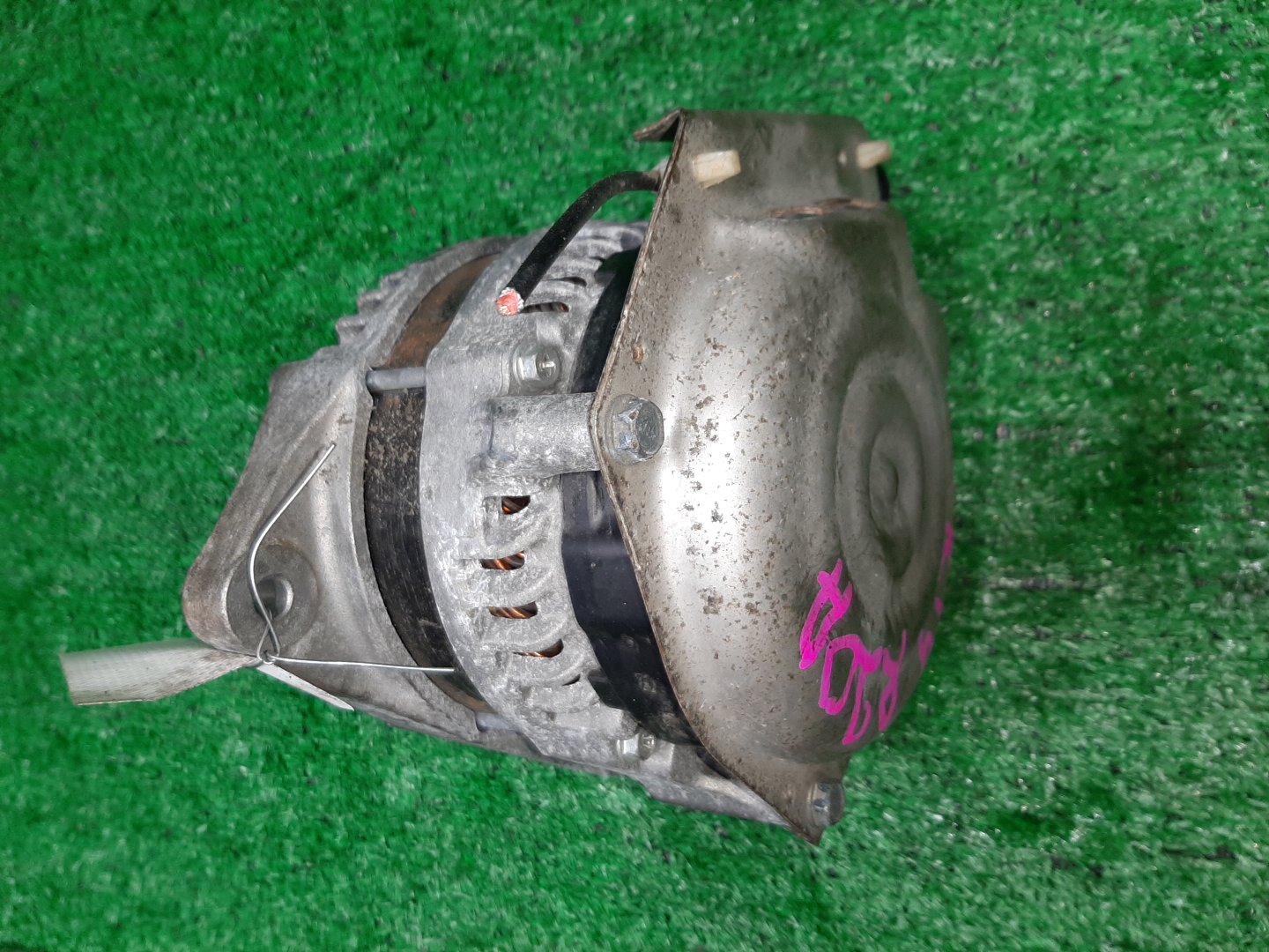 Генератор HONDA CROSSROAD RT4 R20A 104210-5370 3 ракурс