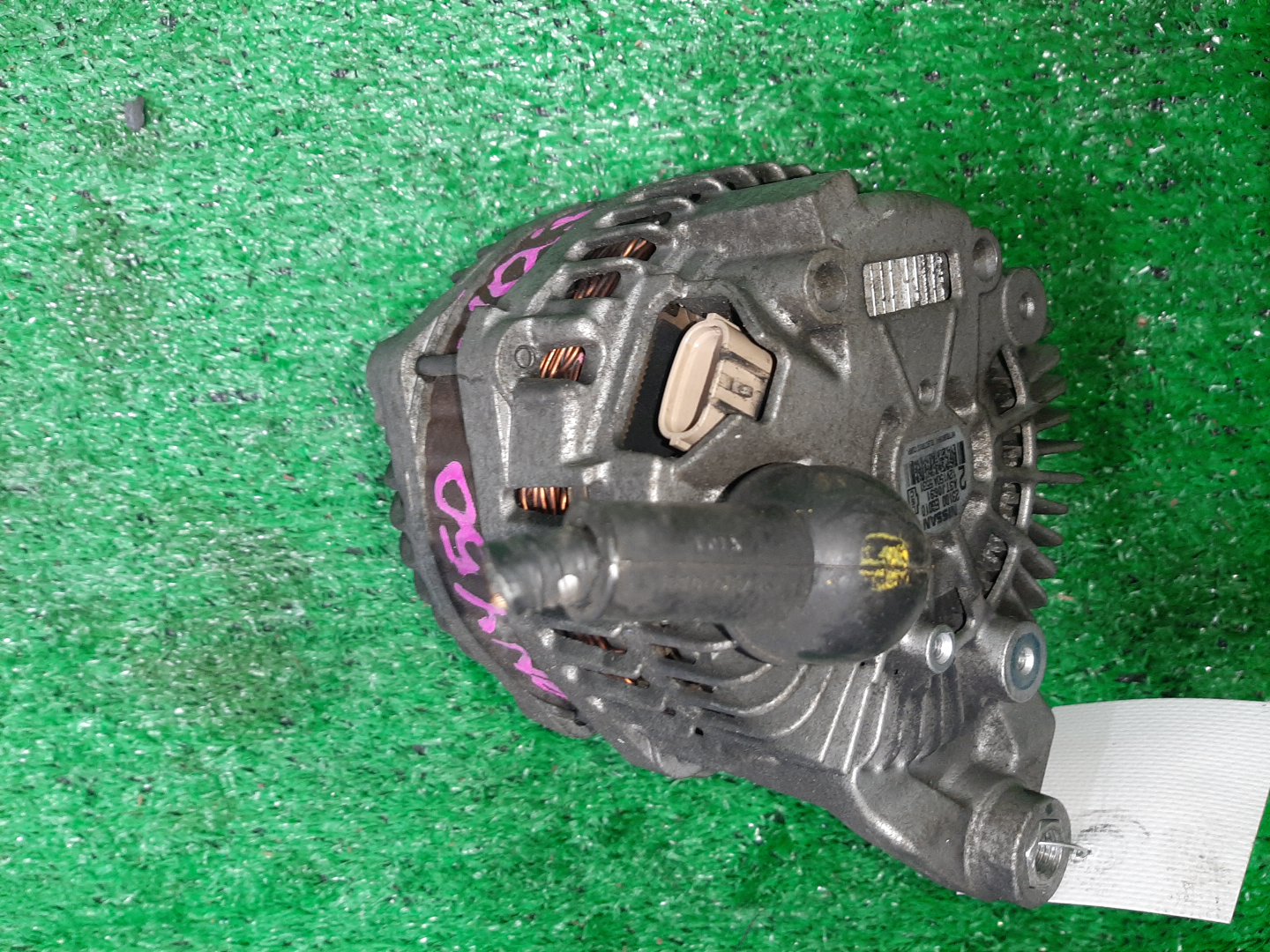 Генератор NISSAN FUGA PNY50 VQ35DE 23100-EG010 2 ракурс
