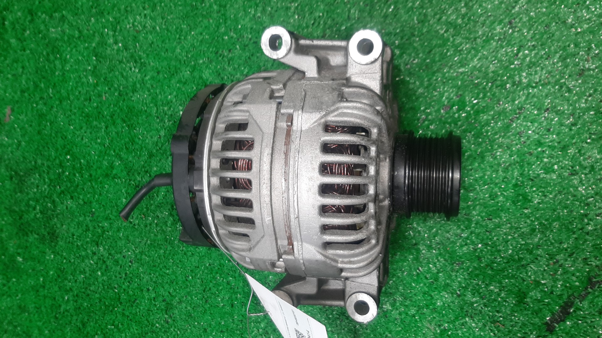 Генератор AUDI A4 8K2 CDNB 06H903016L 1 ракурс