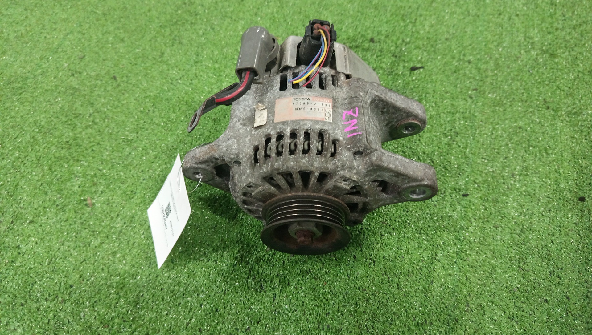 Генератор TOYOTA COROLLA  AXIO NZE141 1NZ-FE 27060-21131 1 ракурс