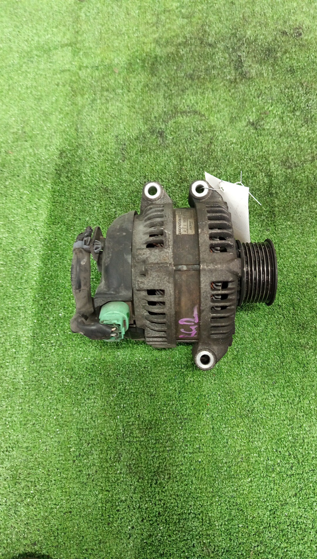Генератор HONDA STEPWGN RG2 K20A 104210-4732 3 ракурс Генератор HONDA STEPWGN RG2 K20A 104210-4732 3 ракурс