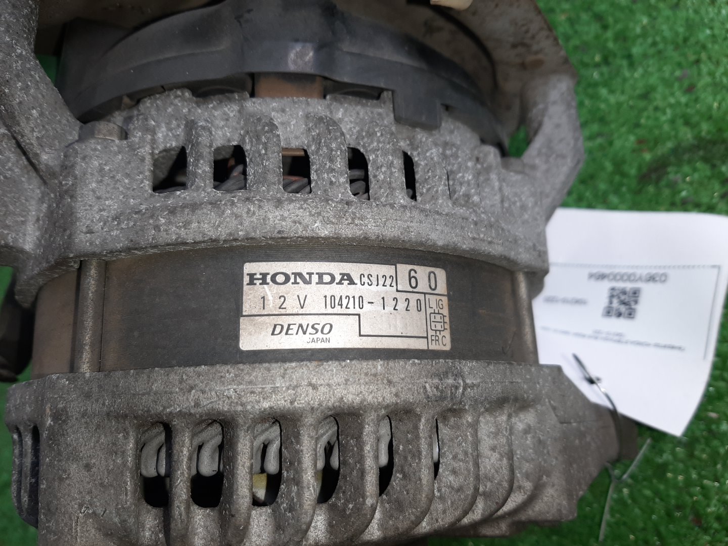 Генератор HONDA STEPWGN RK5 R20A 104210-1220 2 ракурс
