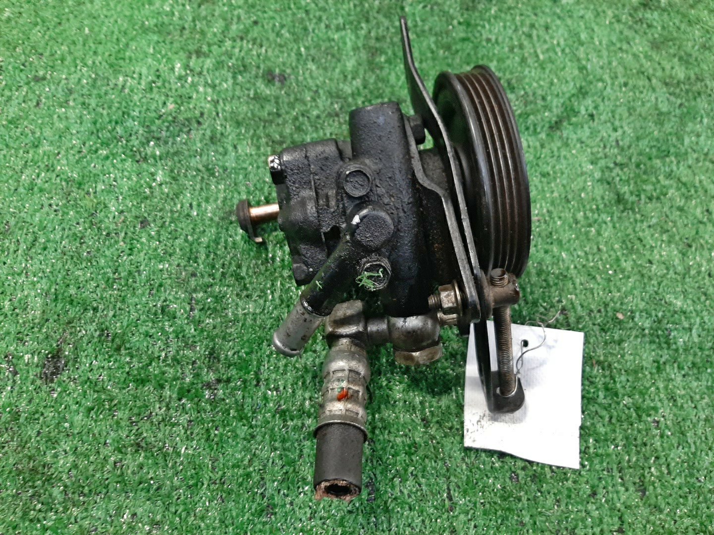 Насос гидроусилителя NISSAN RASHEEN RFNB14 GA15DE 491101M000 3 ракурс