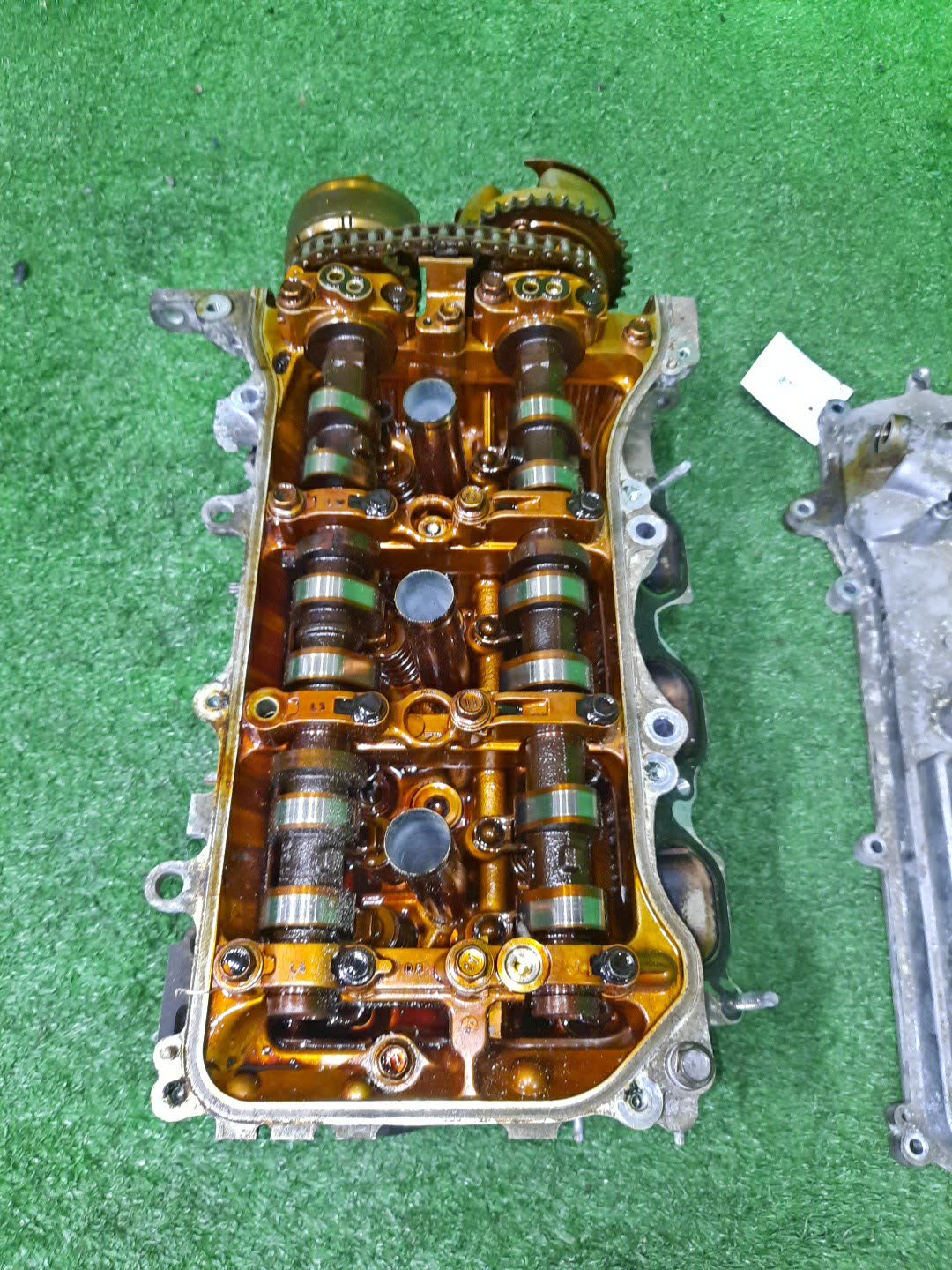 Головка блока левая TOYOTA VELLFIRE GGH20W 2GR-FE 1 ракурс