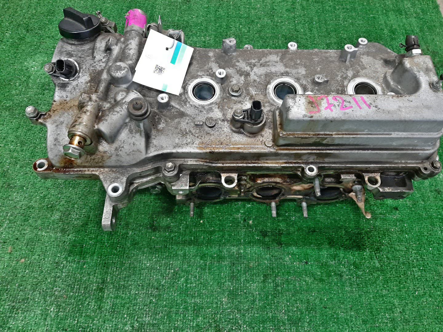 Головка блока левая TOYOTA ESTIMA GSR50W 2GR-FE 3 ракурс Головка блока левая TOYOTA ESTIMA GSR50W 2GR-FE 3 ракурс