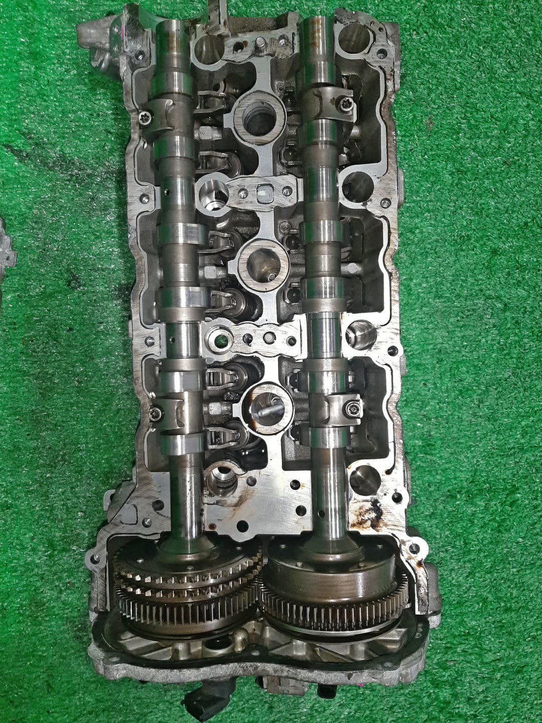 Головка блока правая MERCEDES-BENZ M-Class W164 M272.967 1 ракурс Головка блока правая MERCEDES-BENZ M-Class W164 M272.967 1 ракурс