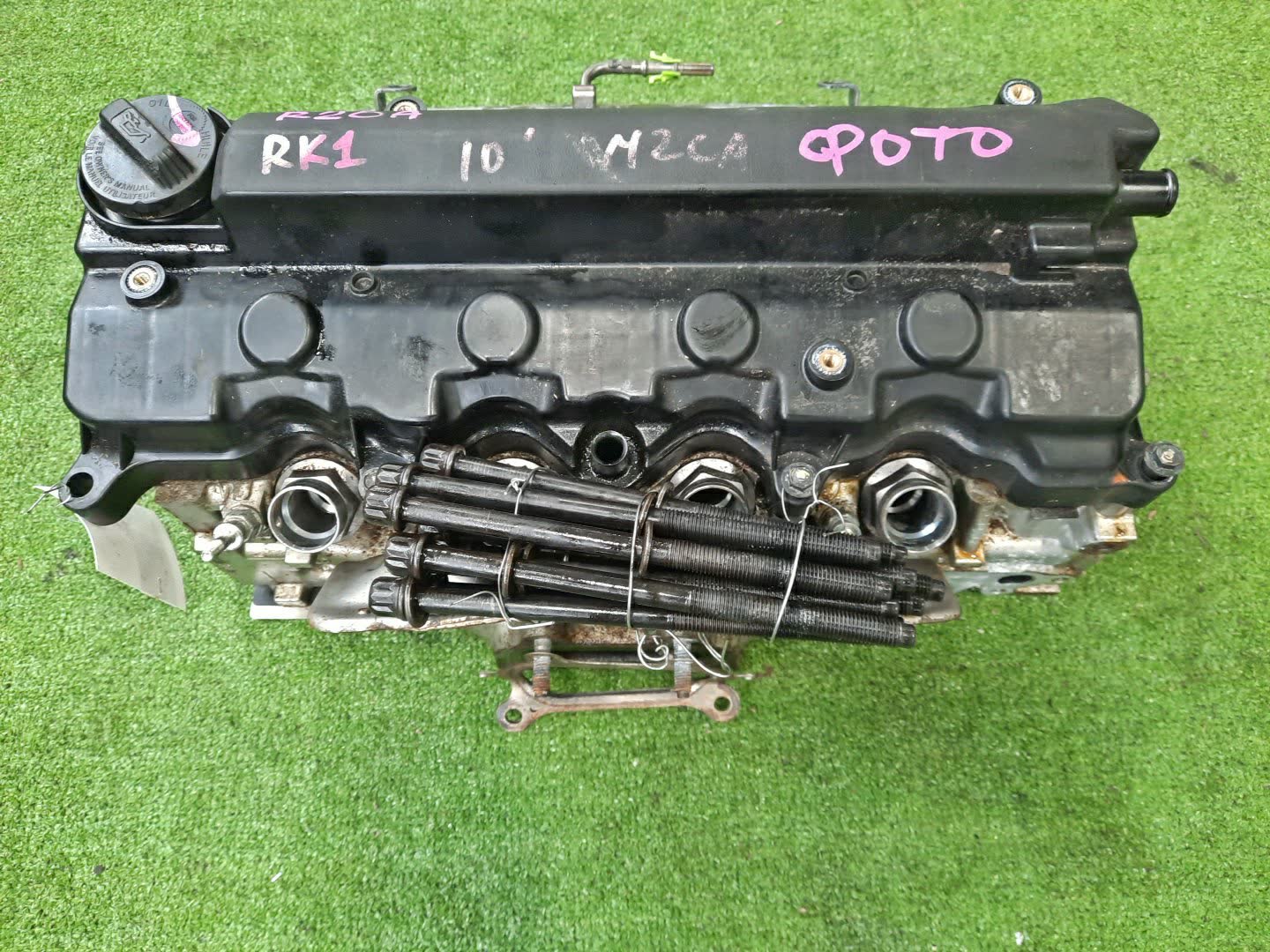 Головка блока HONDA STEPWGN RK1 R20A 1 ракурс