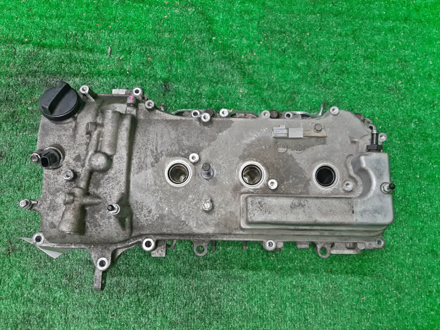 Головка блока левая LEXUS RX450H GYL15W 2GR-FXE 1 ракурс