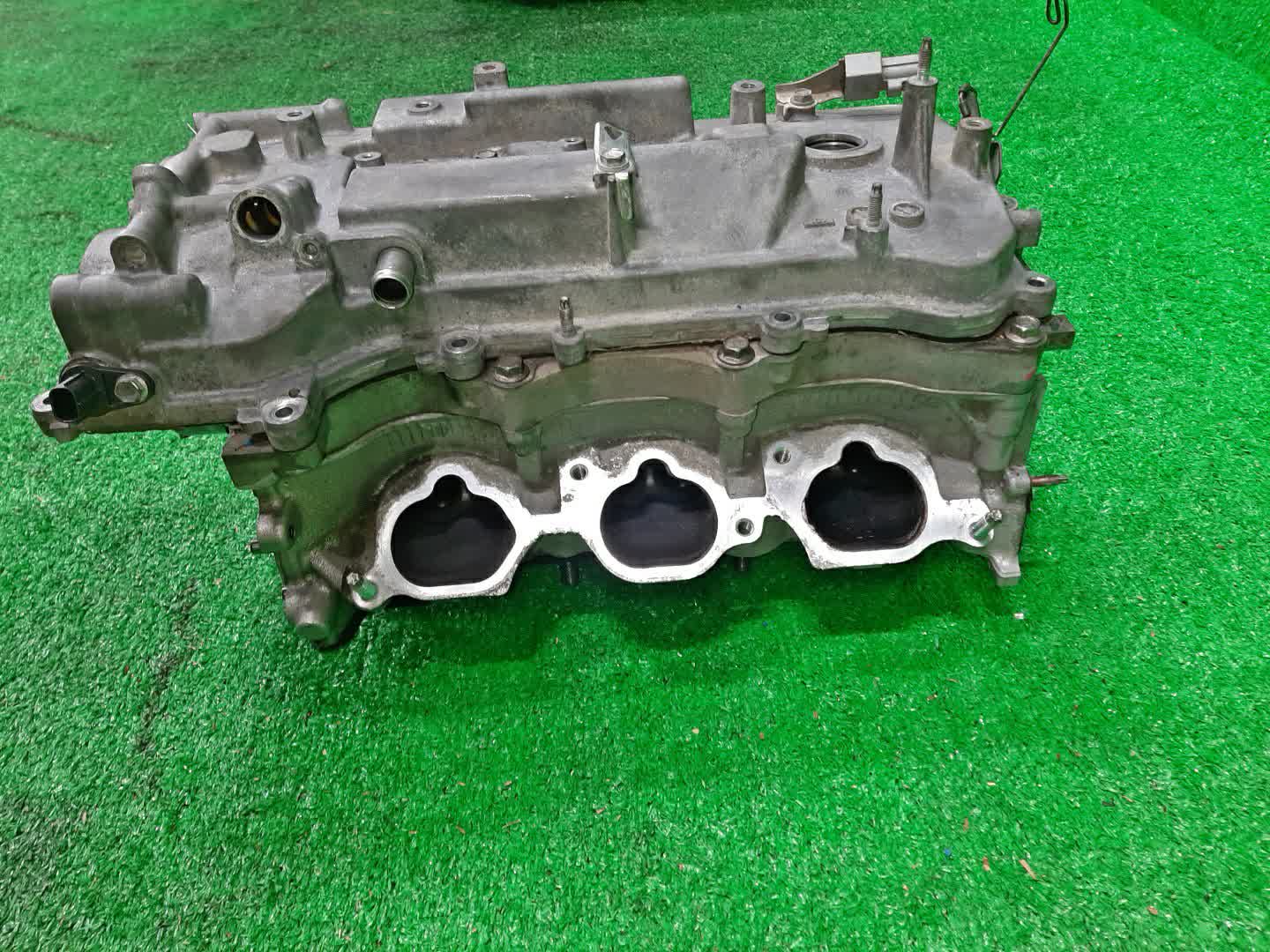 Головка блока правая LEXUS RX450H GYL15W 2GR-FXE 3 ракурс