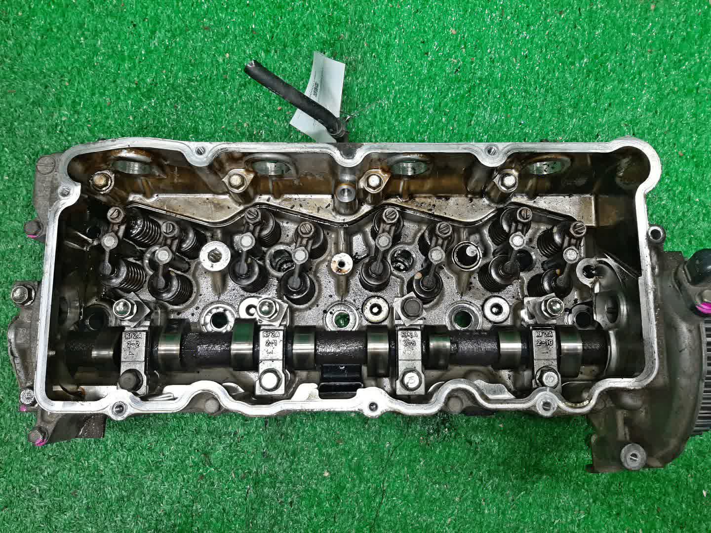 Головка блока MAZDA BONGO SKF2M RF-T 4 ракурс