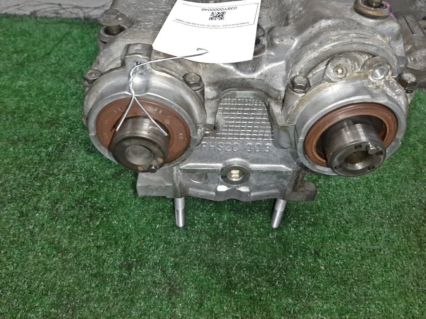 Головка блока правая SUBARU FORESTER SG5 EJ205 2 ракурс