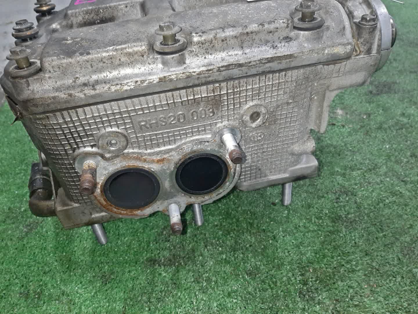 Головка блока правая SUBARU FORESTER SG5 EJ205 4 ракурс