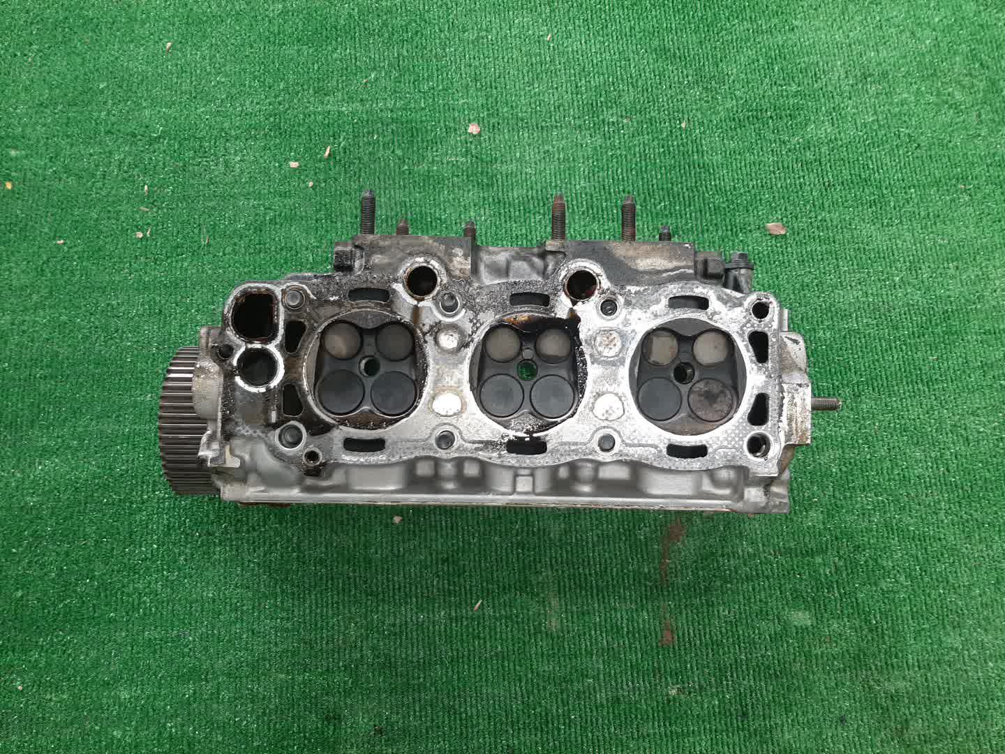 Головка блока левая TOYOTA CAMRY PROMINENT VZV30 1VZ-FE 2 ракурс