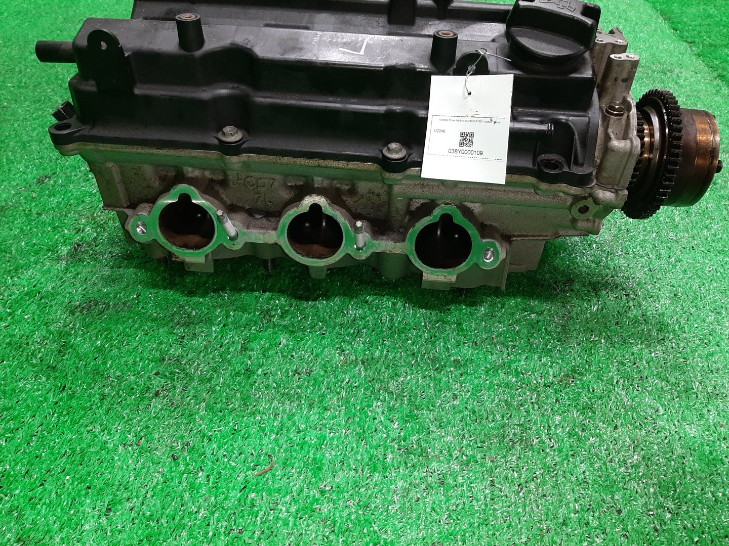 Головка блока левая NISSAN MURANO PNZ50 VQ35DE 3 ракурс Головка блока левая NISSAN MURANO PNZ50 VQ35DE 3 ракурс