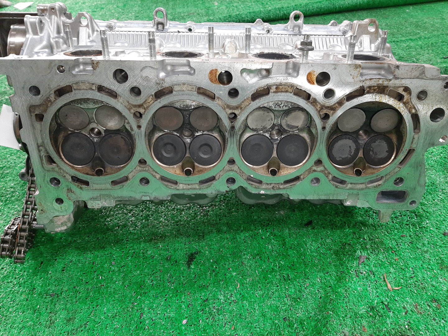 Головка блока левая LEXUS LS460 USF40 1UR-FSE 5 ракурс