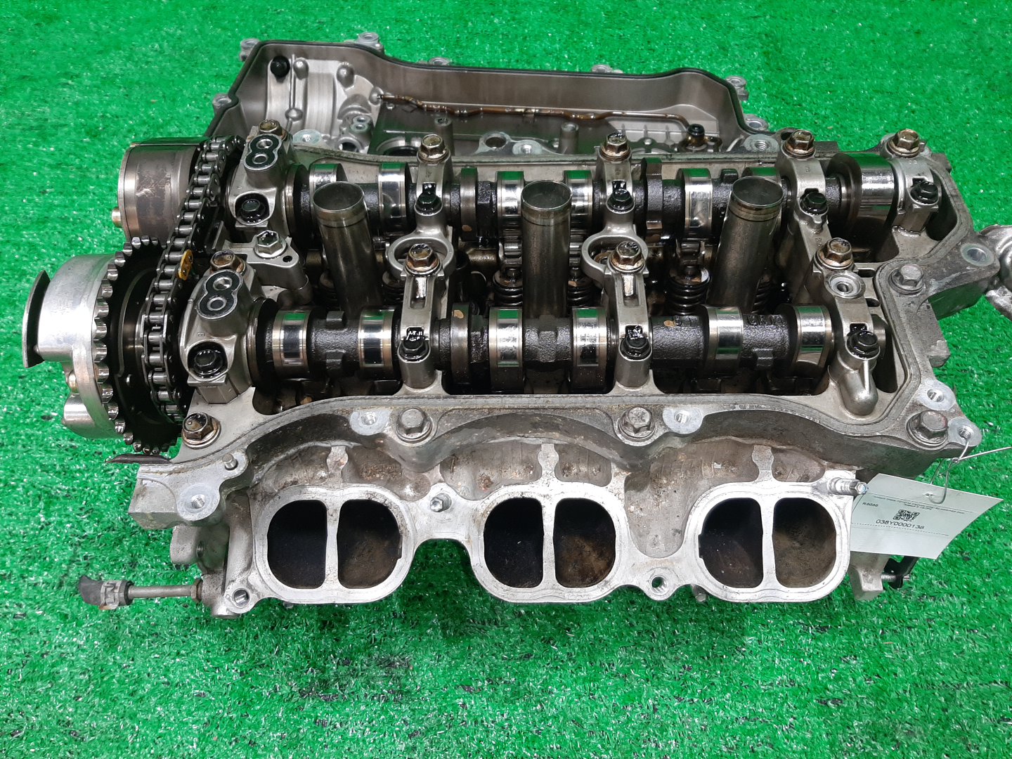 Головка блока правая TOYOTA CROWN GRS180 4GR-FSE 2 ракурс