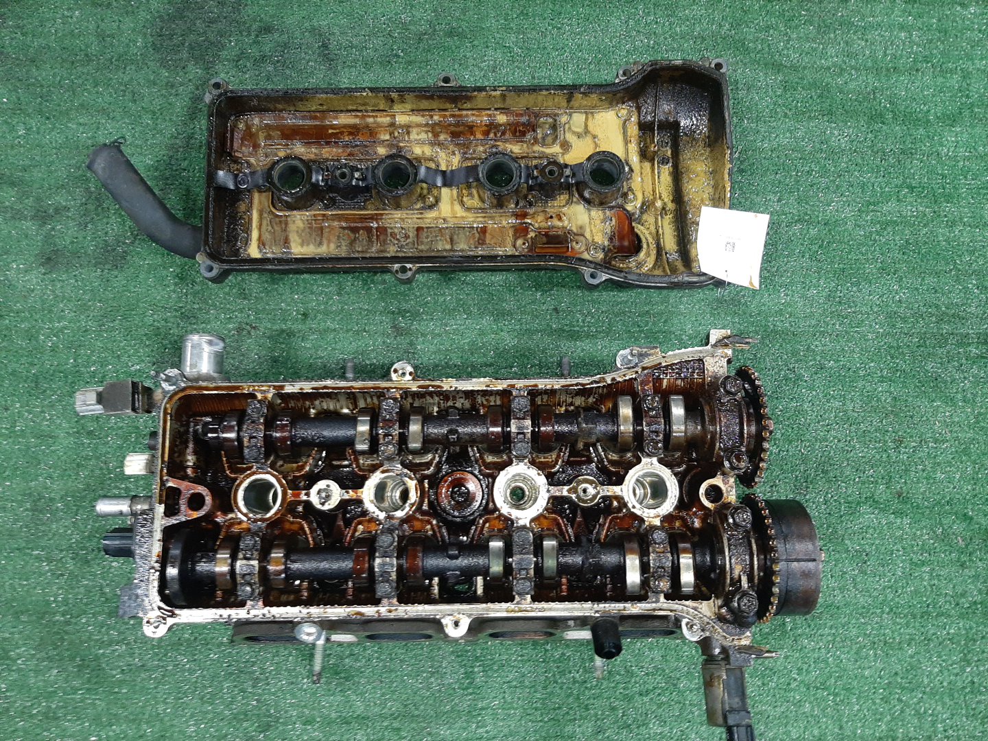 Головка блока TOYOTA IPSUM ACM21W 2AZ-FE 1 ракурс Головка блока TOYOTA IPSUM ACM21W 2AZ-FE 1 ракурс