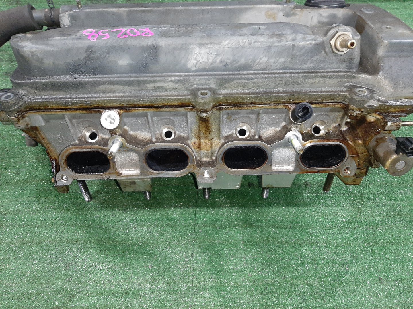 Головка блока TOYOTA IPSUM ACM21W 2AZ-FE 3 ракурс Головка блока TOYOTA IPSUM ACM21W 2AZ-FE 3 ракурс
