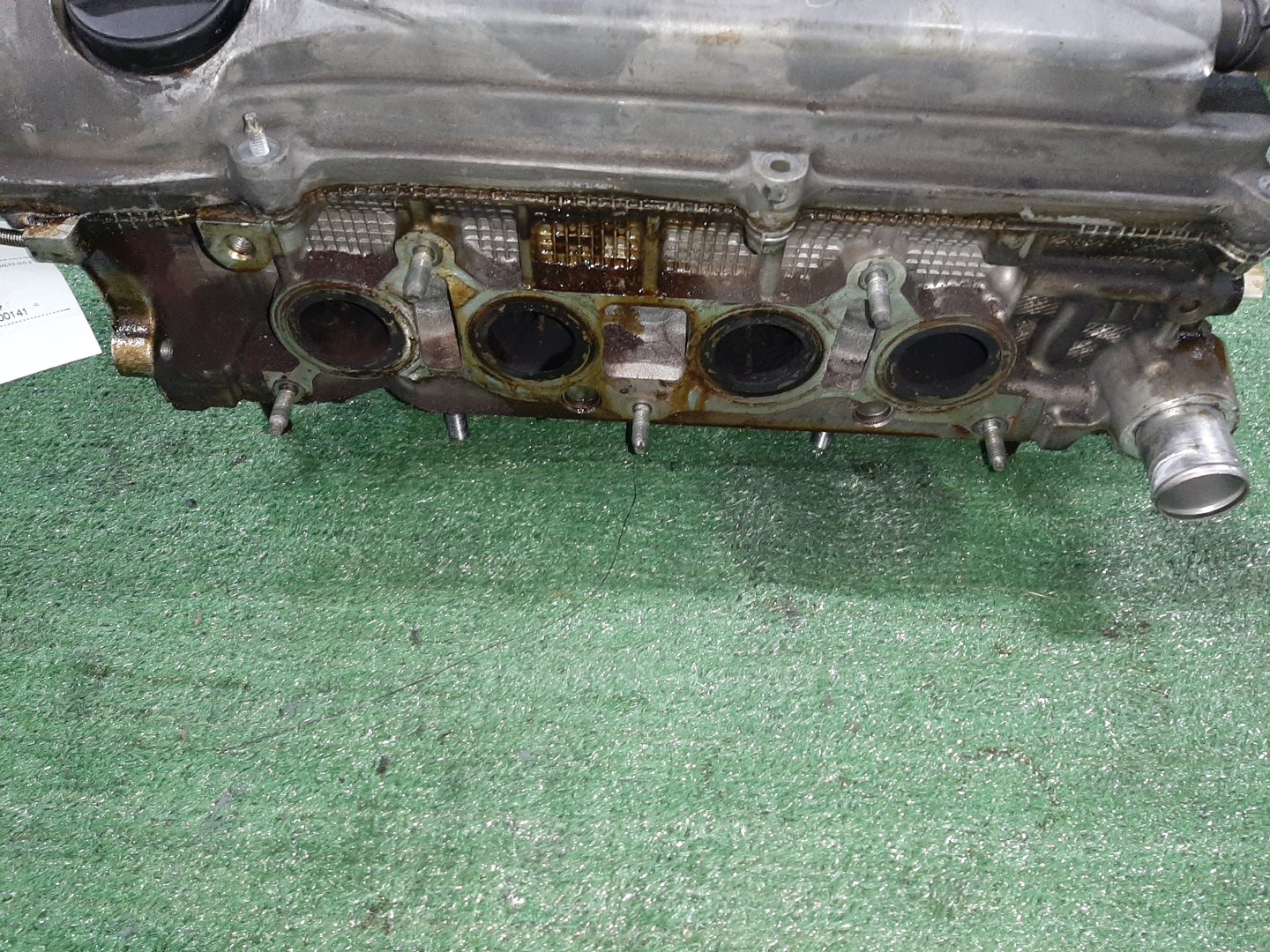 Головка блока TOYOTA IPSUM ACM21W 2AZ-FE 4 ракурс Головка блока TOYOTA IPSUM ACM21W 2AZ-FE 4 ракурс