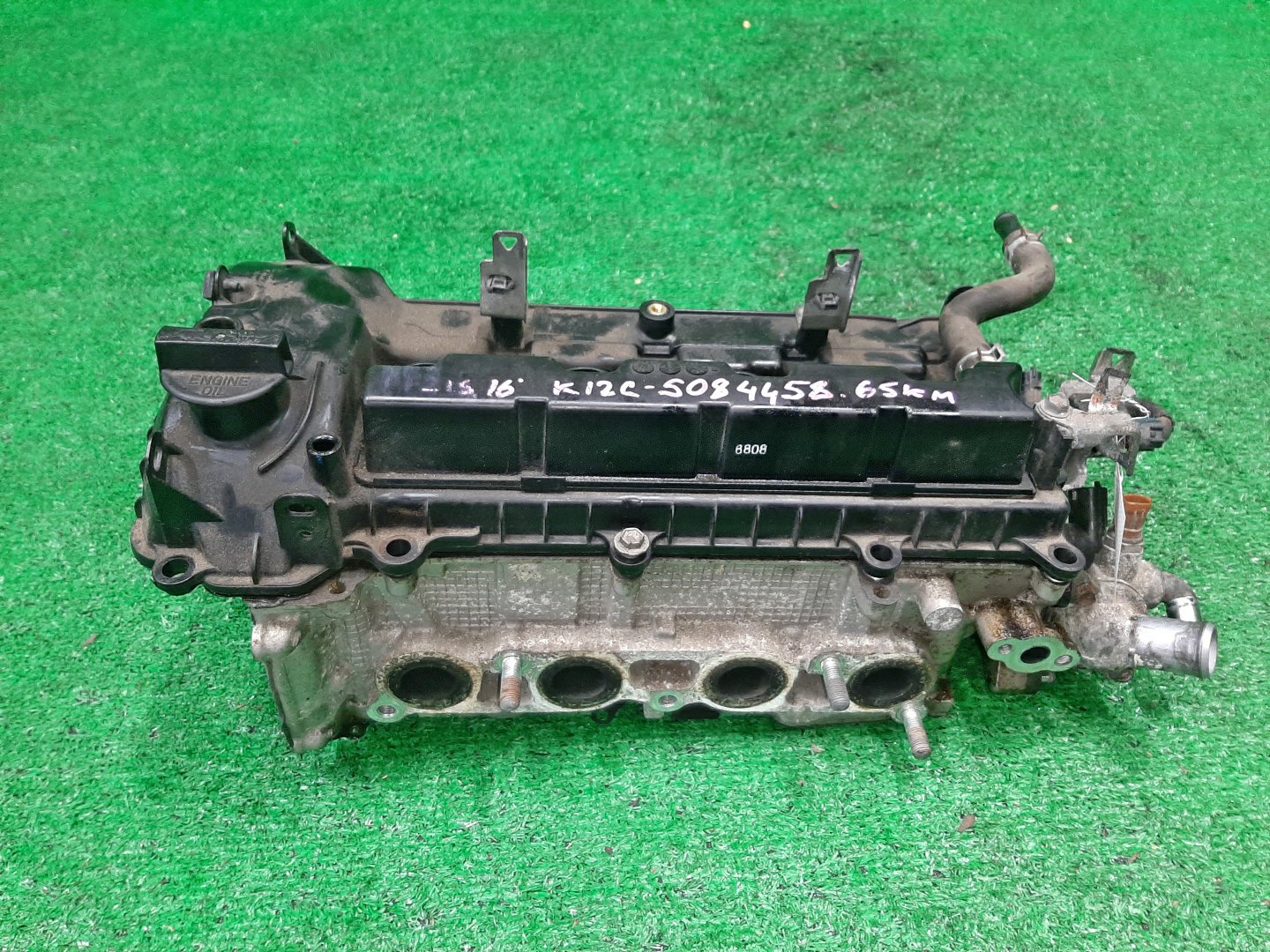Головка блока SUZUKI IGNIS FF21S K12C 1 ракурс Головка блока SUZUKI IGNIS FF21S K12C 1 ракурс