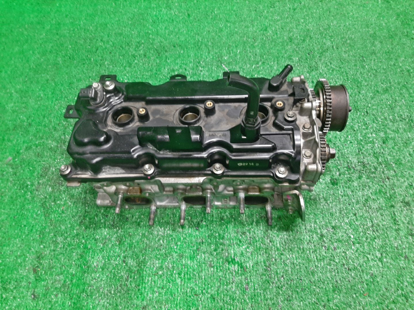 Головка блока правая NISSAN TEANA J32 VQ25DE 2 ракурс Головка блока правая NISSAN TEANA J32 VQ25DE 2 ракурс