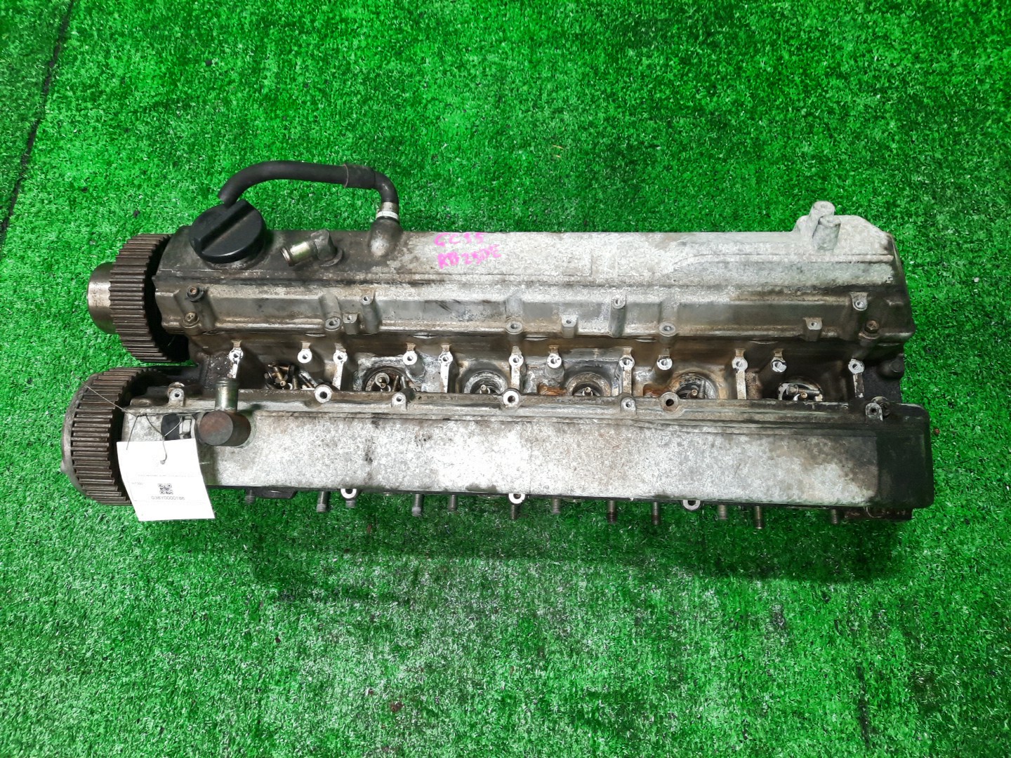 Головка блока NISSAN LAUREL GC35 RB25DE 1 ракурс Головка блока NISSAN LAUREL GC35 RB25DE 1 ракурс