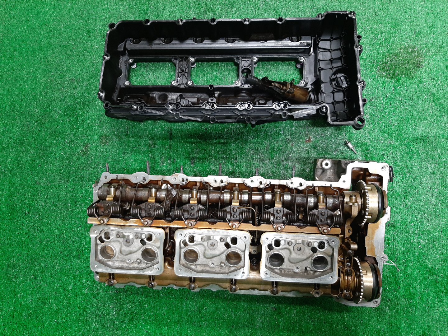 Головка блока BMW 5-Series Gran Turismo F07 N55B30A 2 ракурс