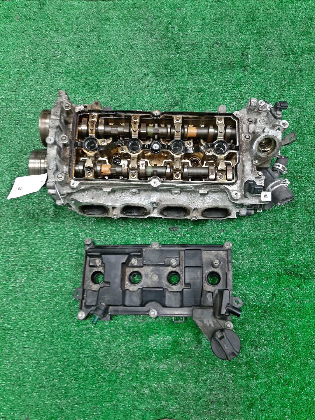 Головка блока NISSAN SERENA GFNC27 MR20DD 2 ракурс Головка блока NISSAN SERENA GFNC27 MR20DD 2 ракурс