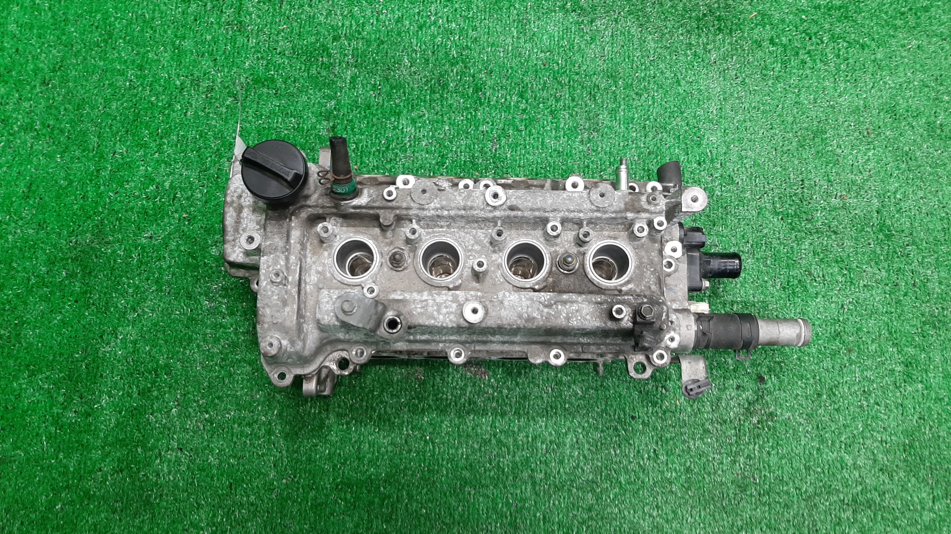 Головка блока TOYOTA BB QNC20 K3-VE 1 ракурс Головка блока TOYOTA BB QNC20 K3-VE 1 ракурс