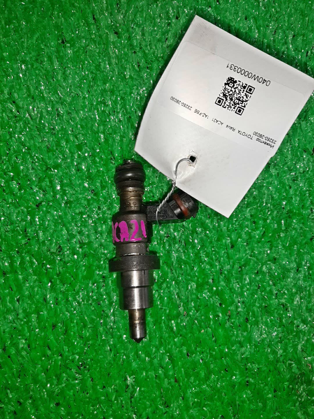 Инжектор TOYOTA RAV4 ACA21W 1AZ-FSE 23250-28030 2 ракурс