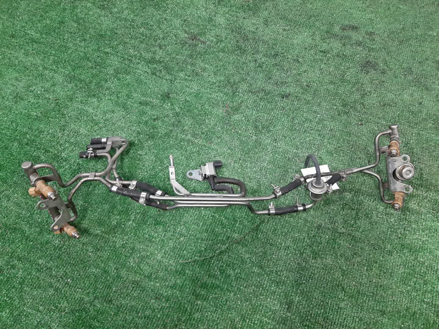 Инжектор SUBARU LEGACY BP5 EJ203 009072918 2 ракурс Инжектор SUBARU LEGACY BP5 EJ203 009072918 2 ракурс