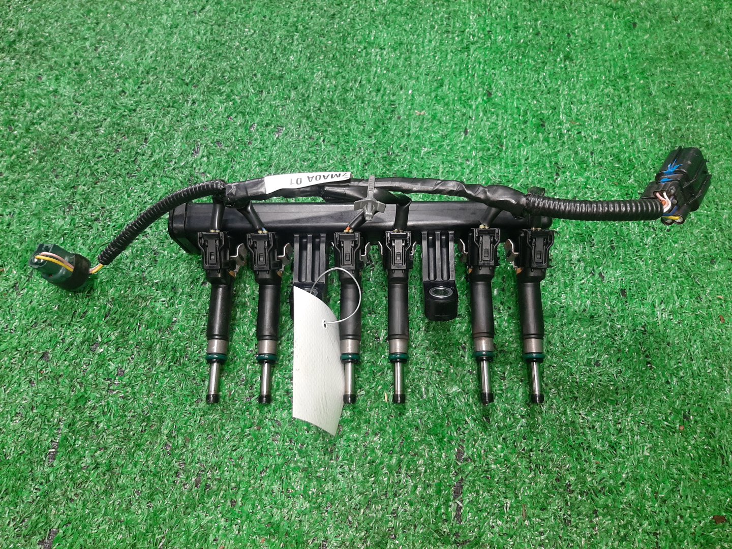 Инжектор NISSAN DAYZ B48W BR06DET 230327-0060 1 ракурс