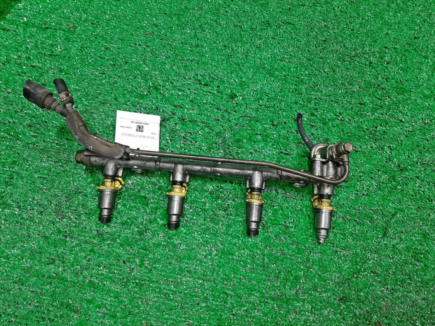 Инжектор TOYOTA RAV4 SXA11W 3S-FE 23250-74040 2 ракурс