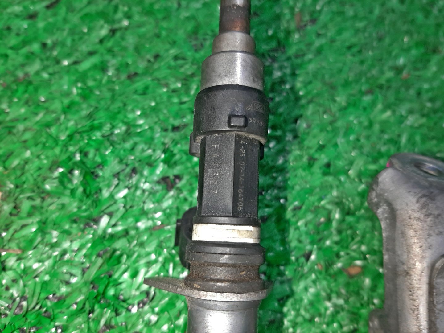 Инжектор SUZUKI HUSTLER MR31S R06AT EAT327 3 ракурс