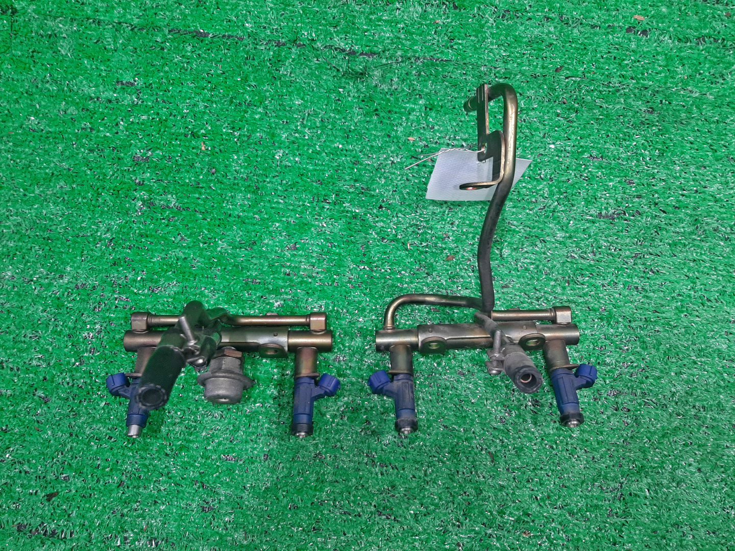Инжектор SUBARU LEGACY BL5 EJ204 E7T10471 1 ракурс Инжектор SUBARU LEGACY BL5 EJ204 E7T10471 1 ракурс