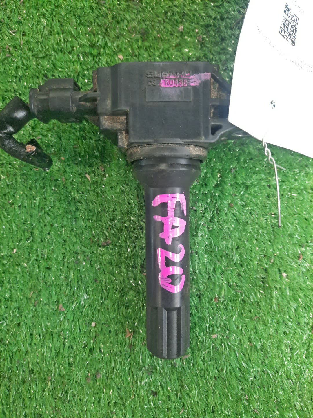 Катушка зажигания TOYOTA GT86 ZN6 FA20D FK0438 1 ракурс