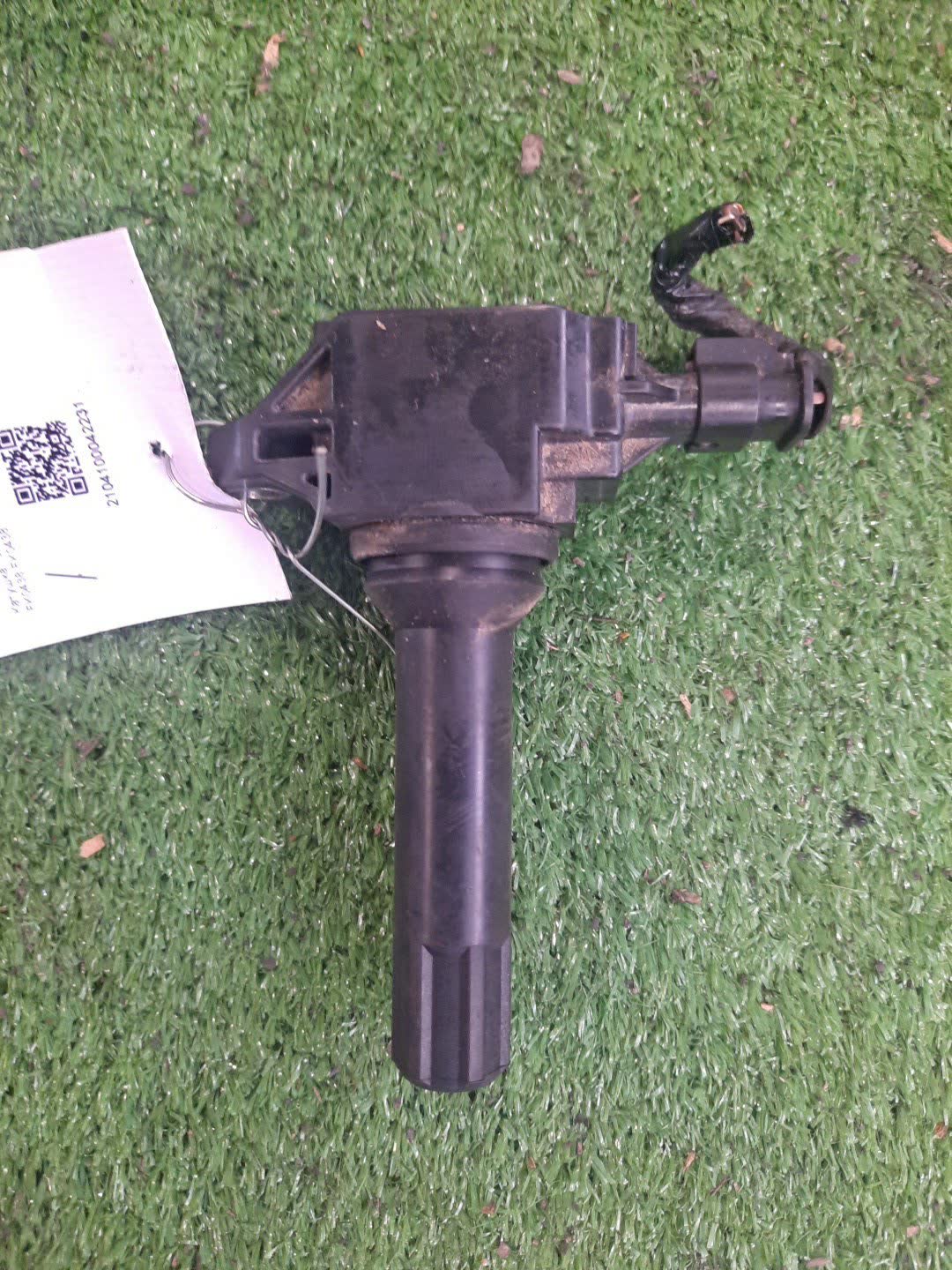 Катушка зажигания TOYOTA GT86 ZN6 FA20D FK0438 2 ракурс
