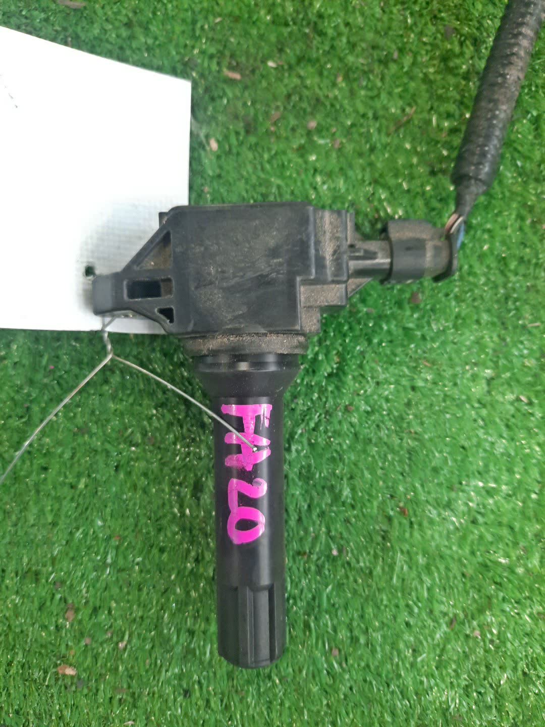 Катушка зажигания TOYOTA GT86 ZN6 FA20D FK0438 2 ракурс