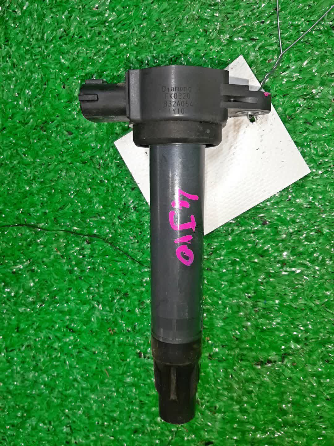 Катушка зажигания MITSUBISHI GALANT FORTIS CY6A 4J10 1832A064 1 ракурс