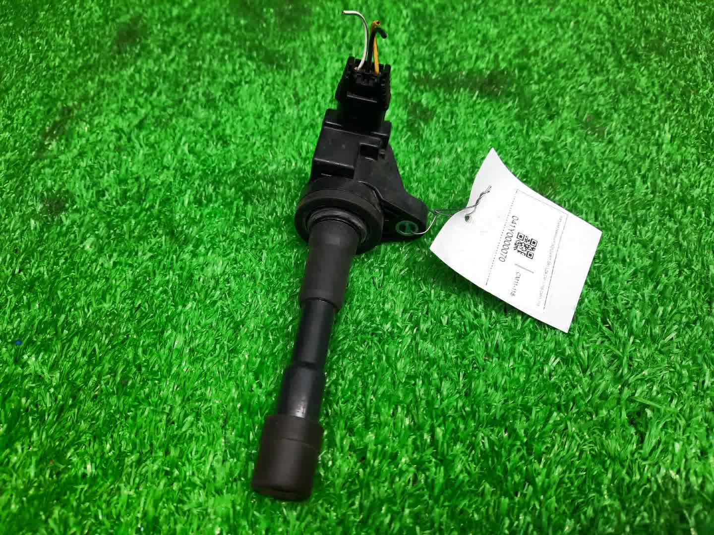 Катушка зажигания HONDA FIT GP1 LDA CM11-118 1 ракурс