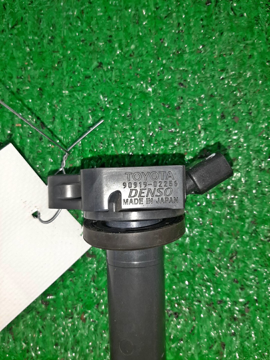 Катушка зажигания LEXUS LS460 USF40 1UR-FSE 90919-02256 2 ракурс