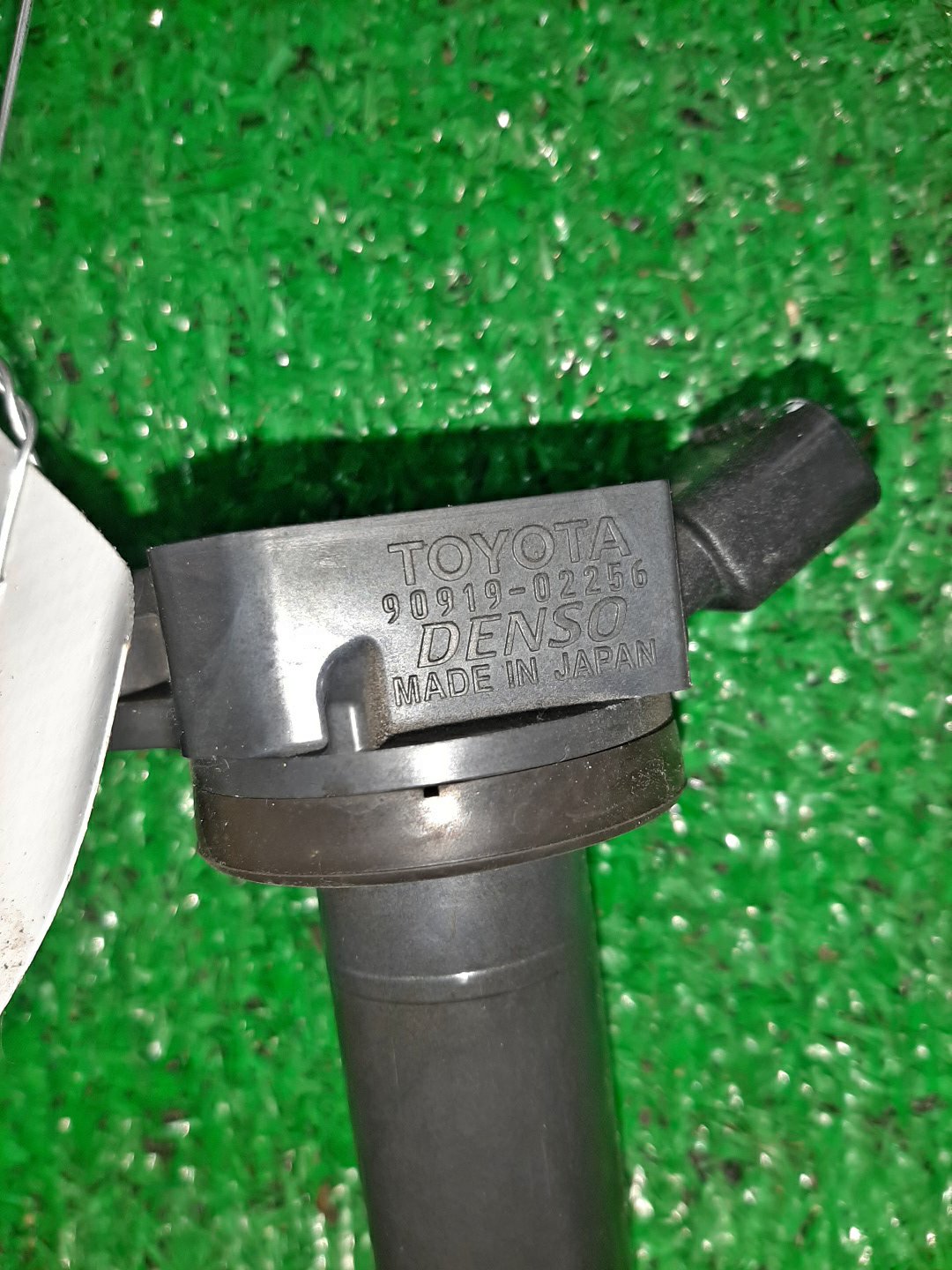 Катушка зажигания LEXUS LS460 USF40 1UR-FSE 90919-02256 2 ракурс