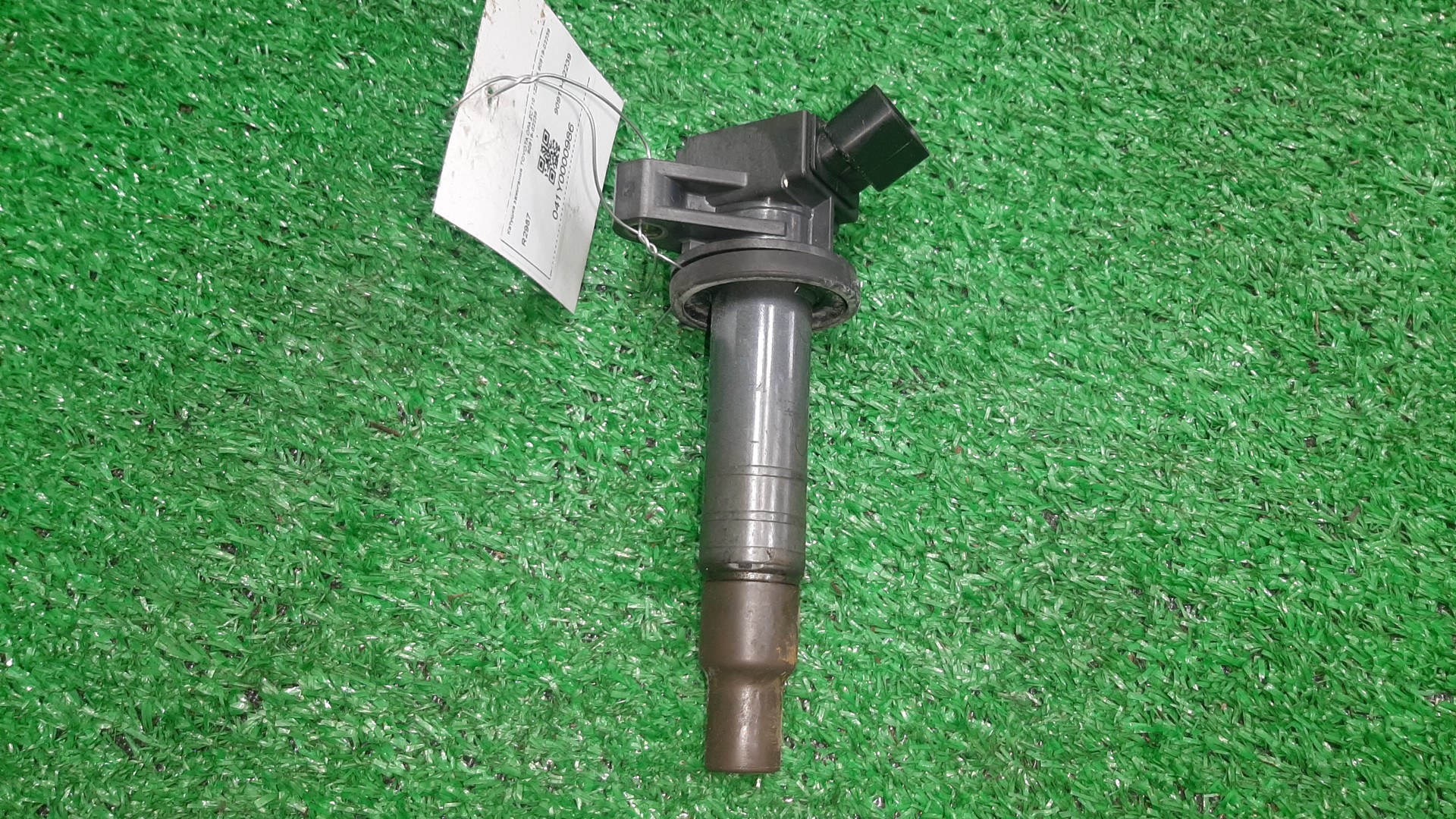 Катушка зажигания TOYOTA OPA ZCT10 1ZZ-FE 90919-02239 1 ракурс